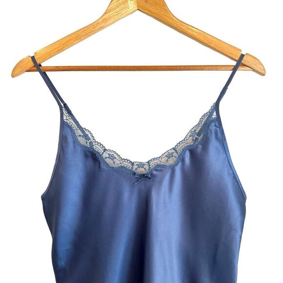 La Senza Vintage Blue Lace Trimmed Satin Slip Size Medium - Picture 3 of 5